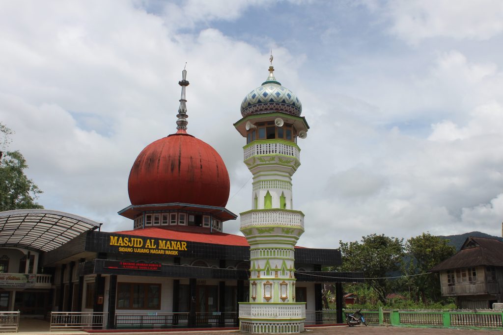 Masjid Al-Manaar V: Santai di Tengah Kesibukan Kota Cilacap